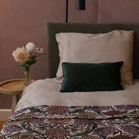 デン・ボッシュ Bij Joseph Bed & Breakfast エクステリア 写真